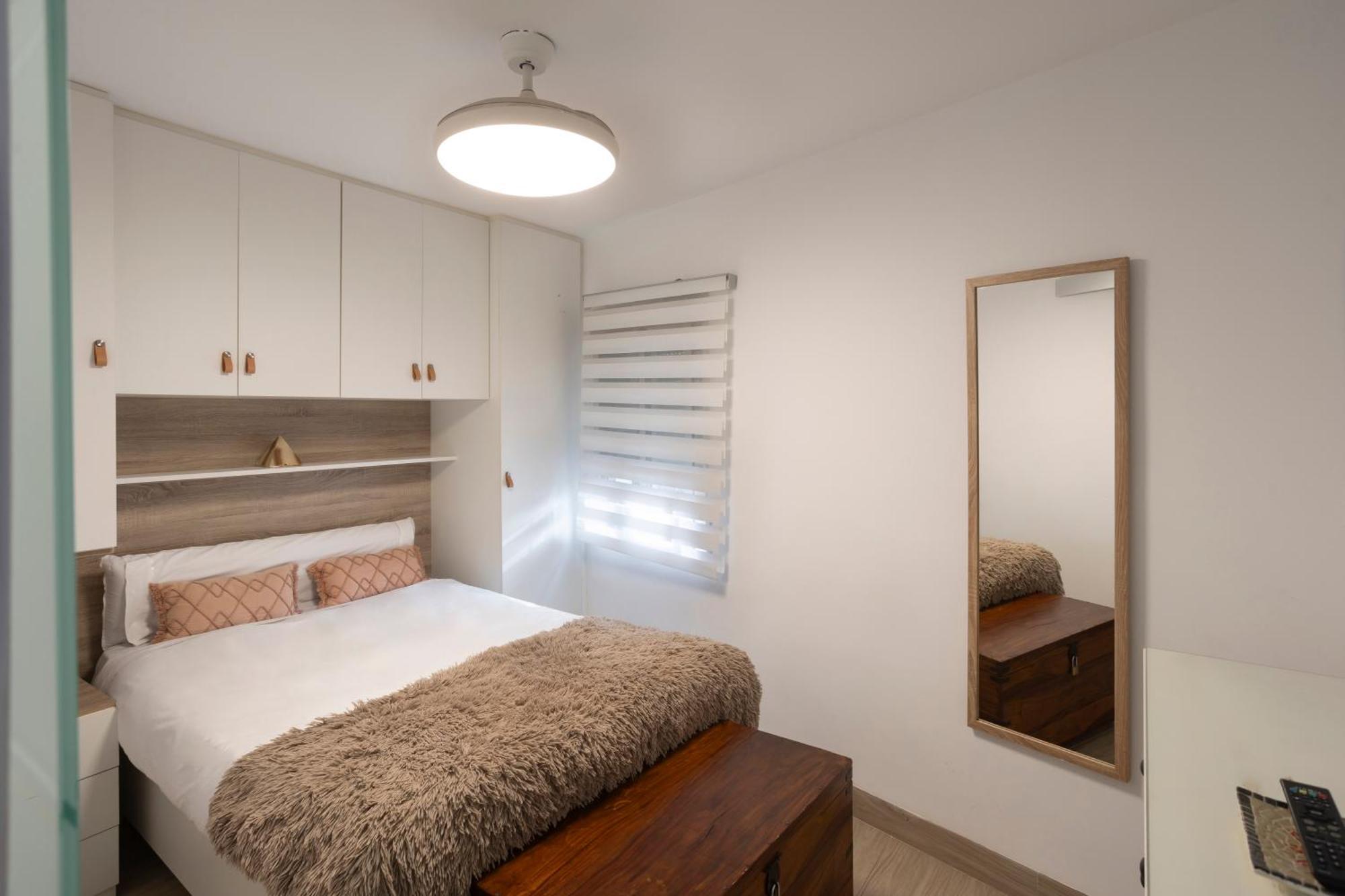 Triana Urban Apartment Sevilla Bagian luar foto